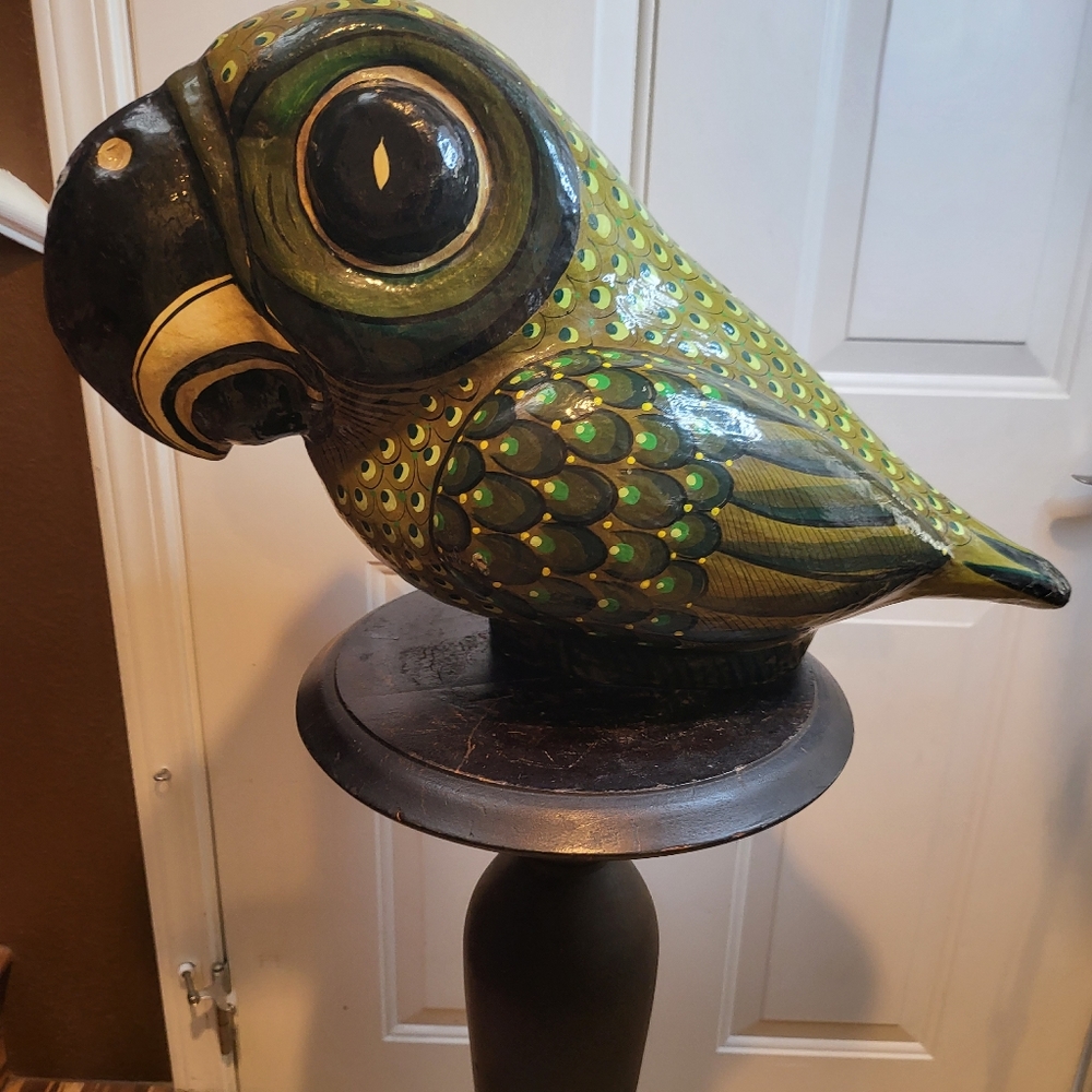 Extra Large Vintage Paper Mache Hand Painted Parrot 22" - Picture 10 of 14